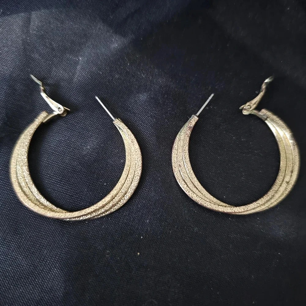 Earrings set of 4 pairs gold tone - Picture 4 of 8